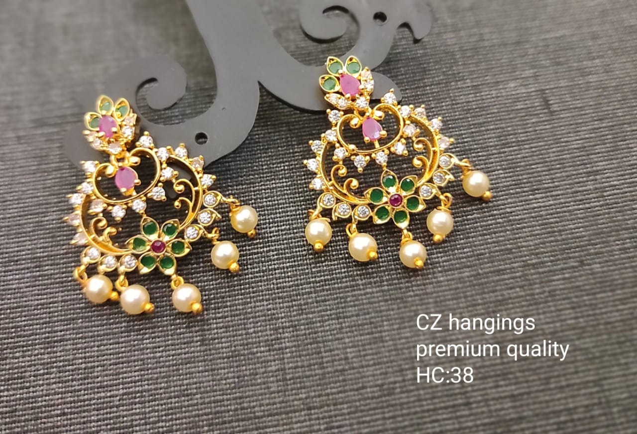 Women's Cubic Zirconia Flower Earrings - Lizzie CZ Flower Studs – Eye Candy  Los Angeles