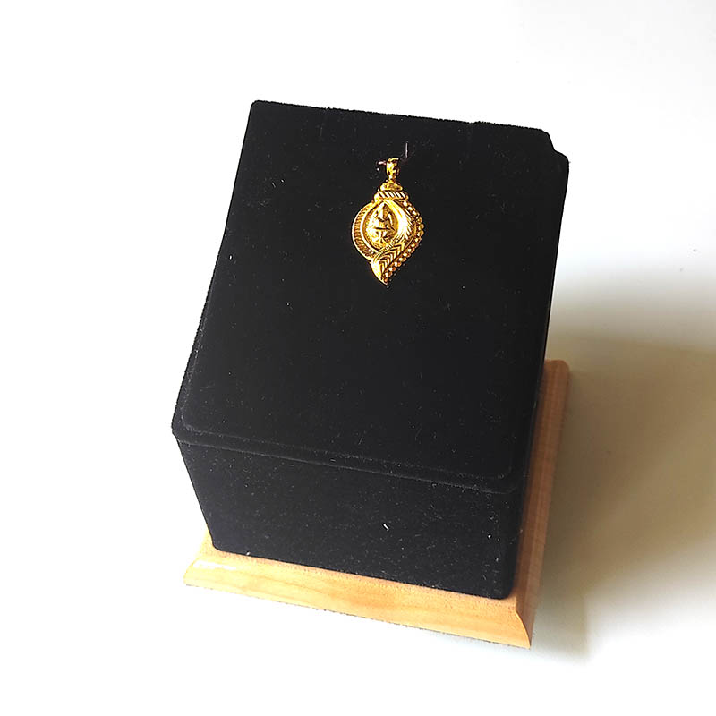 Lekshmi Wedding Locket Traditional Simple Shanku Thali Kerala Mangalsutra JIMIKKI